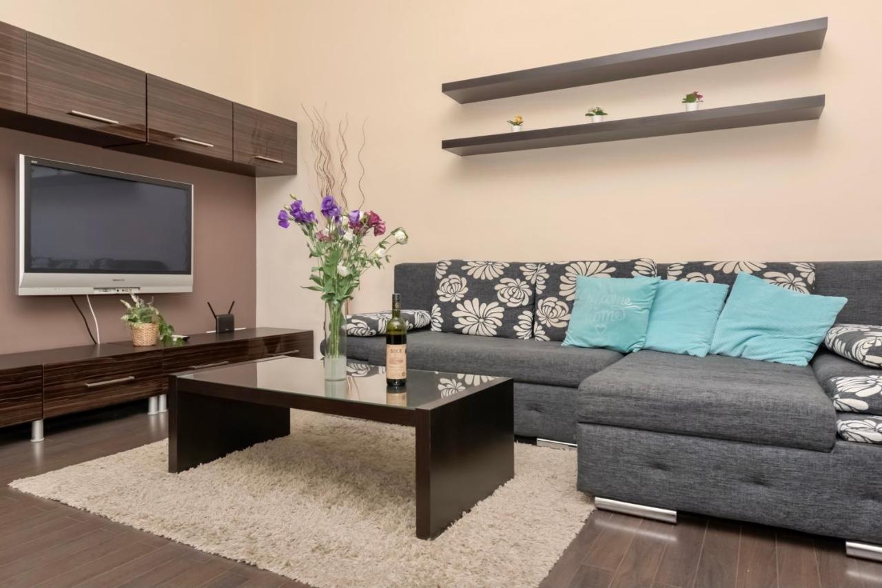 Corvina Apartment Budapest With Free Private Parking Dış mekan fotoğraf